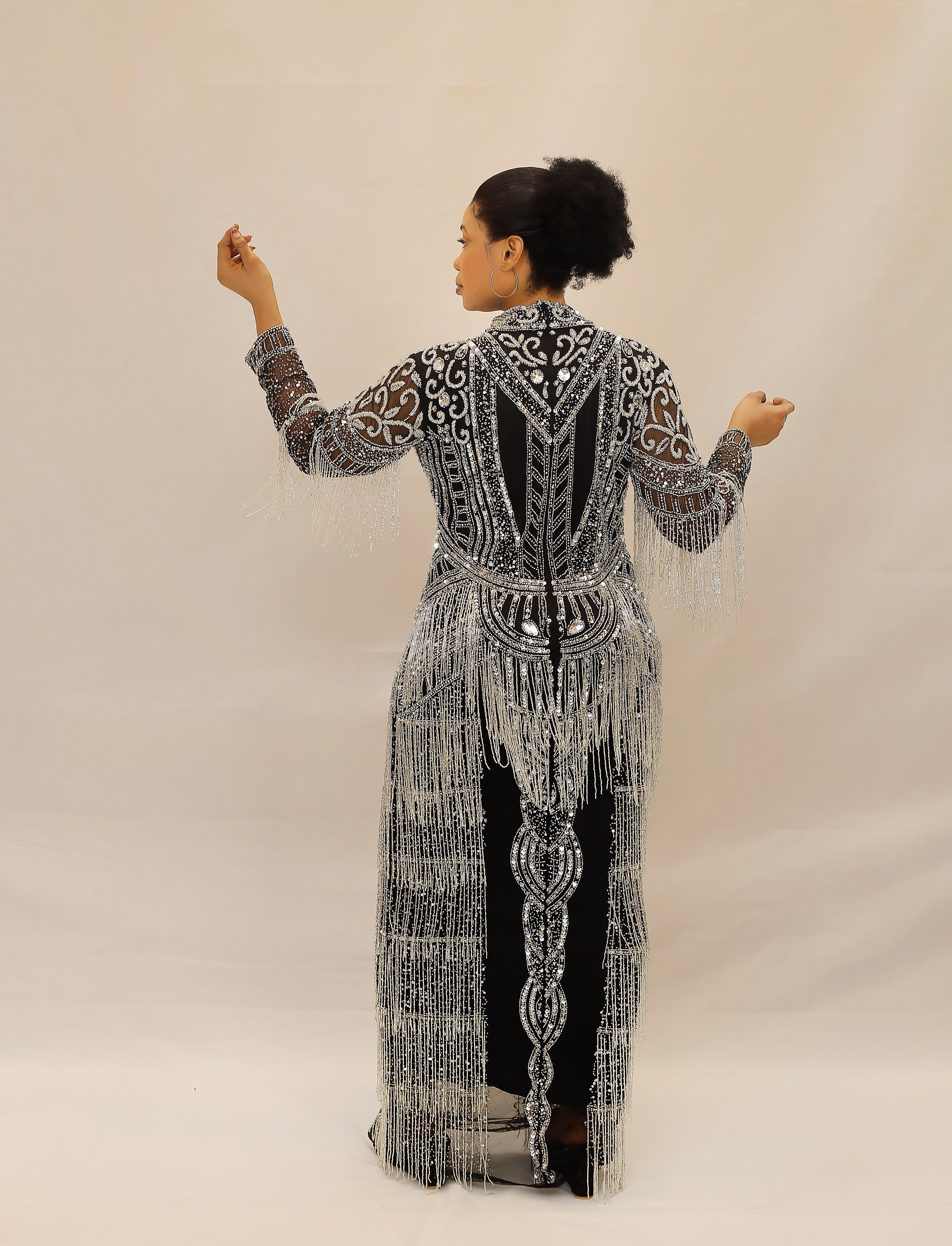 Silver Flower ! الزهرة الفضية ! Kumush gul ! Fleur d'argent ! Party Wear, Evening Wear