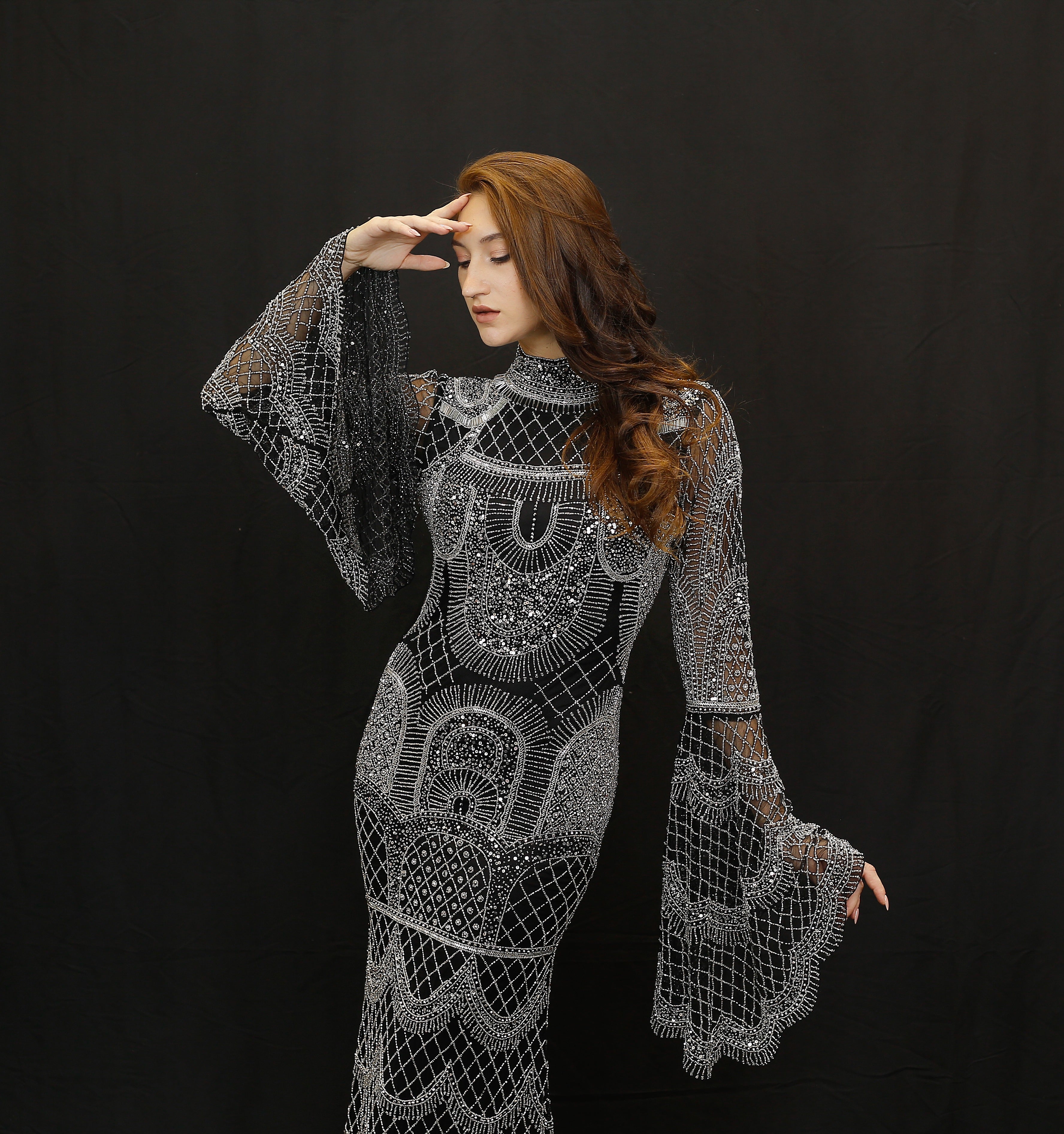 Gold Lines خطوط الذهب Oltin chiziqlar